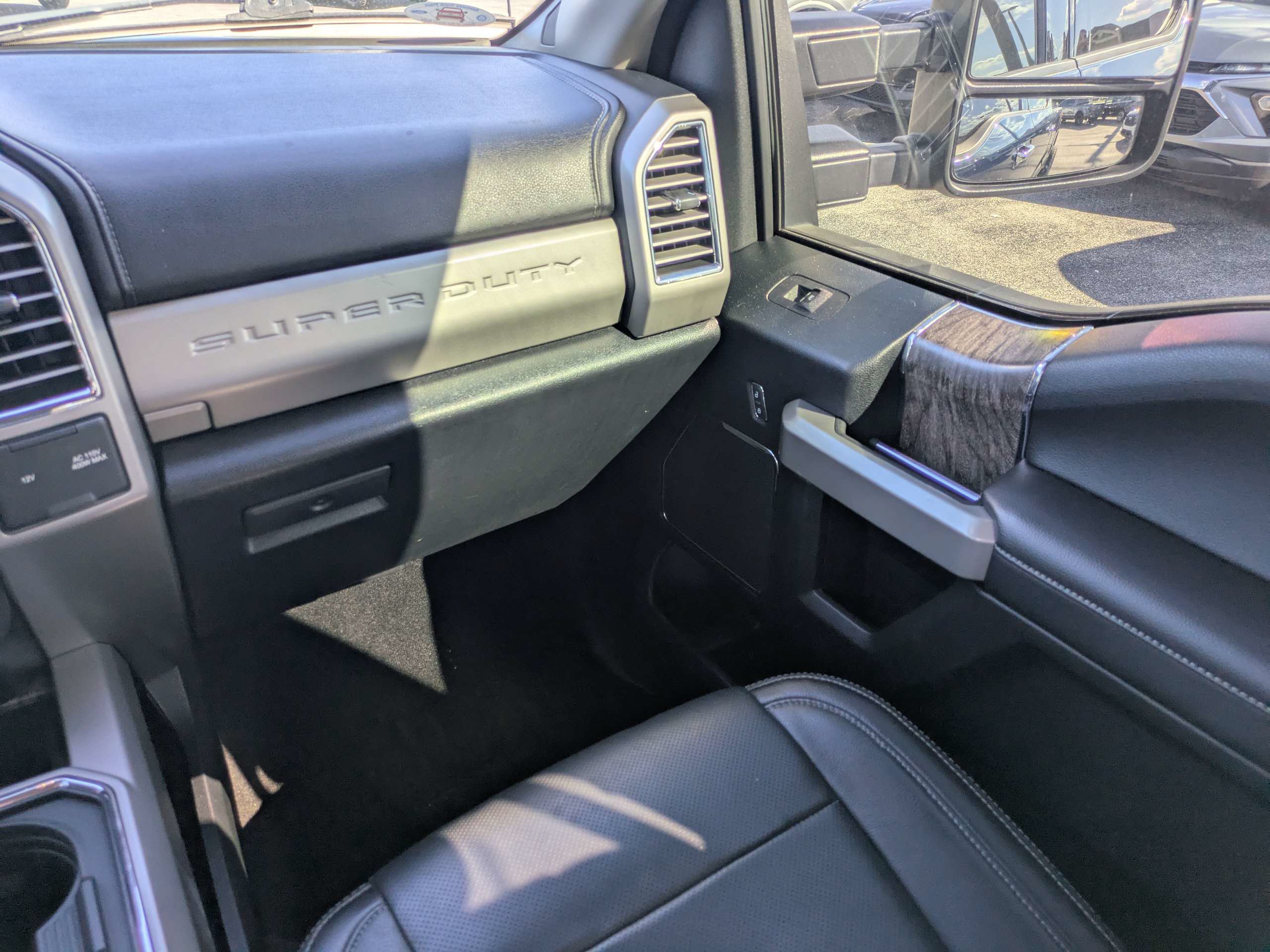 Used 2017 Ford F250 4x4 Crew Cab Super Duty image 15
