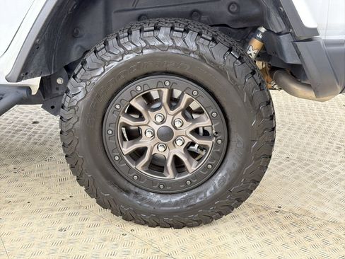 Used 2021 Jeep Wrangler Unlimited Rubicon w/ Trailer Tow Package image 11