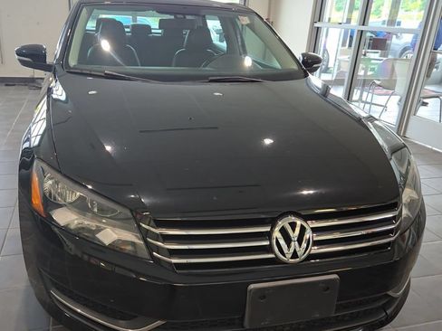 Used 2014 Volkswagen Passat 1.8T SE FWD image 7