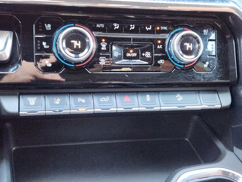 Certified 2024 GMC Sierra 3500 Denali Ultimate image 15