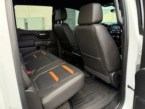 Used 2020 GMC Sierra 1500 AT4 w/ AT4 Premium Package image 24