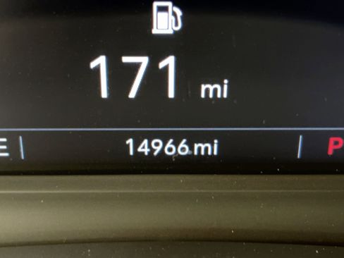 Certified 2025 Cadillac XT6 Premium Luxury image 19