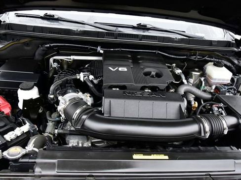 Used 2023 Nissan Frontier PRO-4X w/ Pro-4X Premium Package image 38