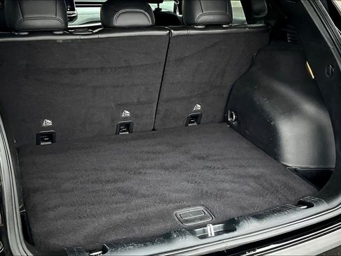 Used 2024 Jeep Compass Latitude image 19