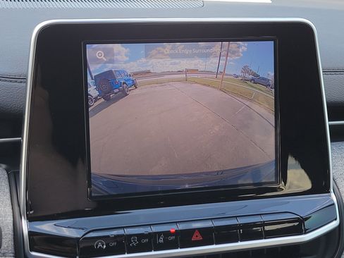 New 2026 Jeep Compass Latitude AWD/4WD image 18