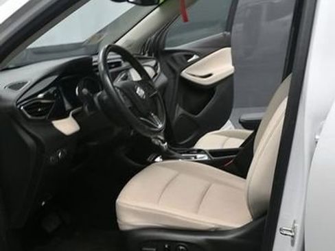 Used 2020 Buick Encore GX Essence AWD/4WD image 22