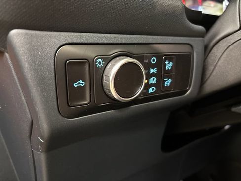 Used 2023 Ford Maverick Lariat w/ Lariat Luxury Package AWD/4WD image 36