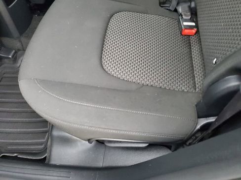 Used 2023 Kia Sportage LX AWD/4WD image 16