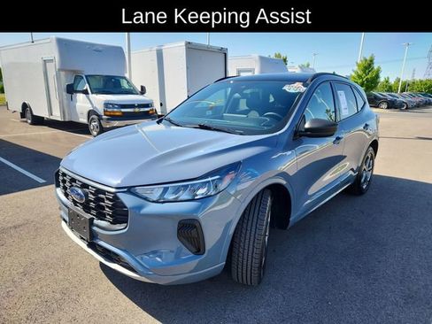 Used 2023 Ford Escape ST-Line w/ Tech Pack #1 AWD/4WD image 3