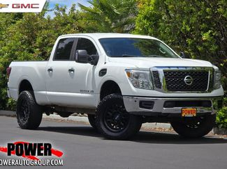 Used 2018 Nissan Titan SV w/ SV Convenience Package AWD/4WD video 1