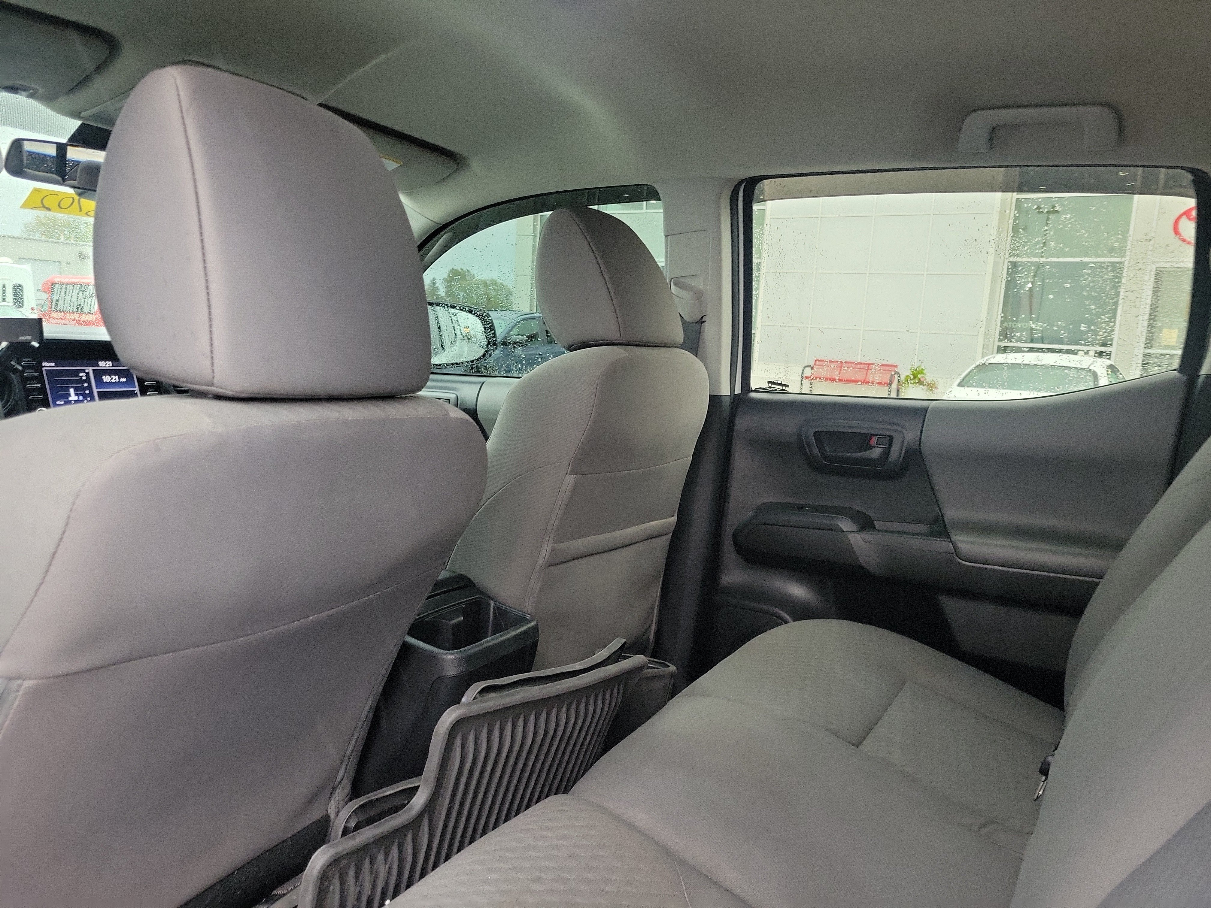 Used 2022 Toyota Tacoma SR AWD/4WD image 14