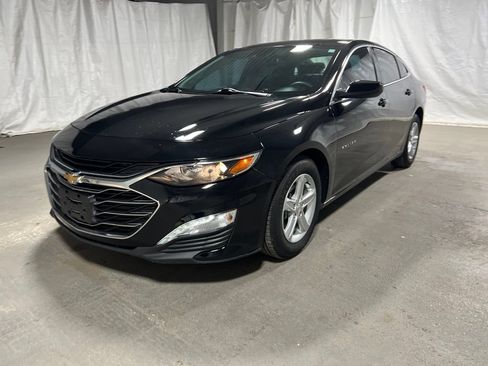 Used 2024 Chevrolet Malibu LT FWD image 3