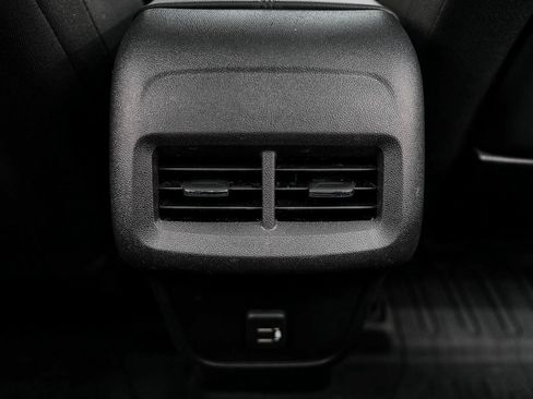 Used 2023 GMC Terrain SLE w/ Driver Convenience Package image 34