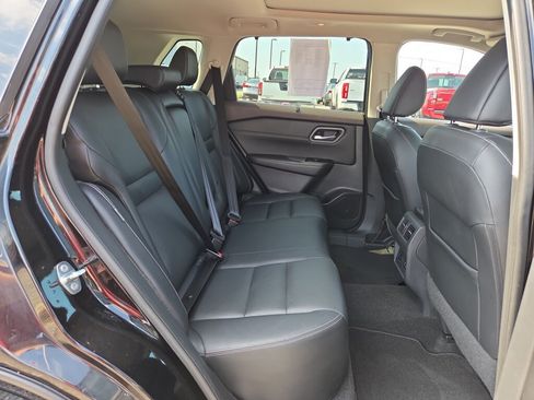 Used 2021 Nissan Rogue SL FWD image 15