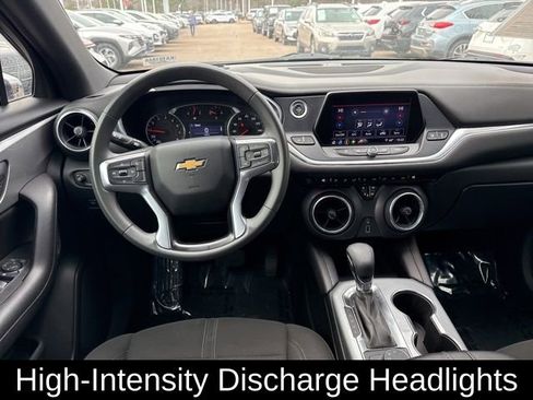 Used 2022 Chevrolet Blazer LT FWD image 16