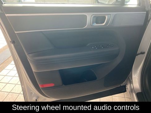 Used 2025 Hyundai Santa Fe SEL image 9