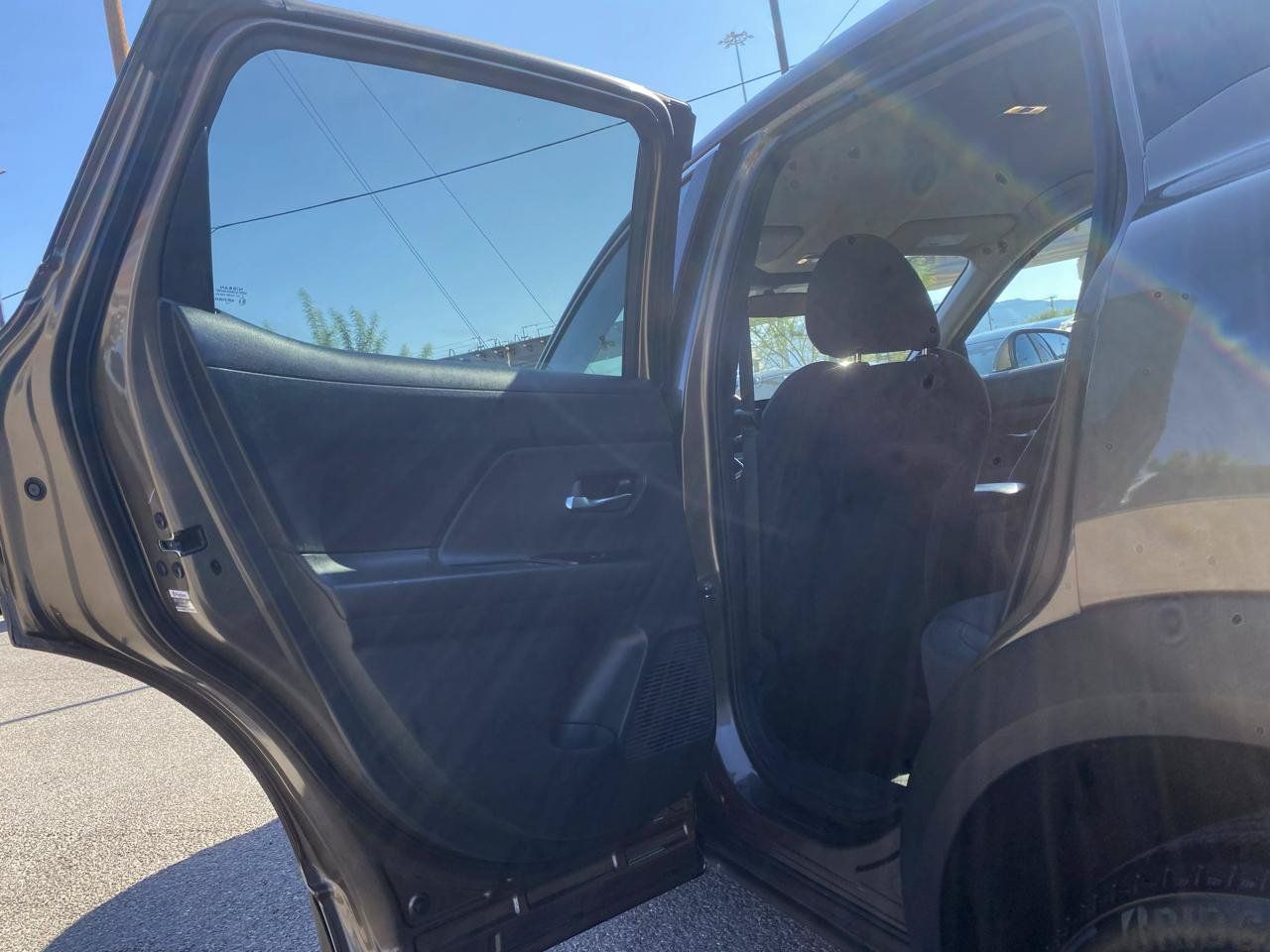 Used 2025 Nissan Kicks SV FWD image 6
