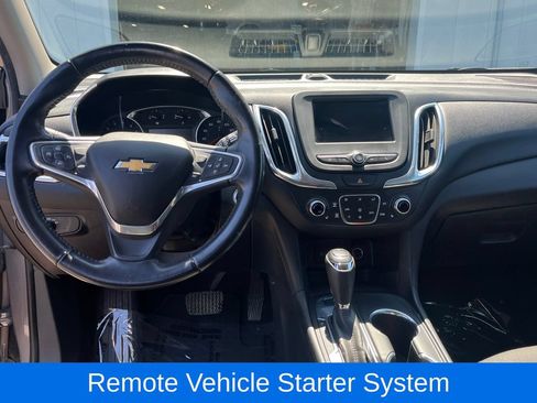 Used 2019 Chevrolet Equinox LT AWD/4WD image 17