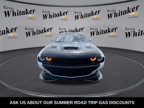 Used 2019 Dodge Challenger R/T Scat Pack RWD image 3