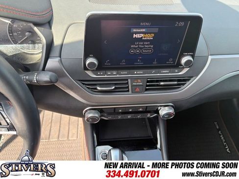 Used 2023 Nissan Altima 2.5 SR image 13