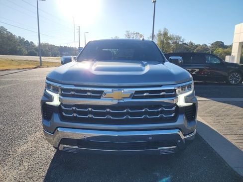 Used 2024 Chevrolet Silverado 1500 LTZ image 4