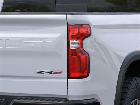 New 2025 Chevrolet Silverado 1500 ZR2 w/ Technology Package image 12
