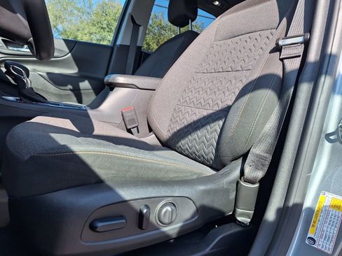 Used 2024 Chevrolet Equinox LT image 10