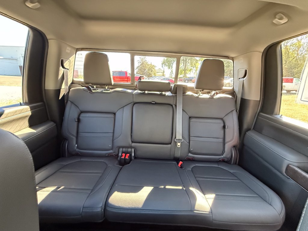 Used 2020 GMC Sierra 2500 Denali w/ Denali Ultimate Package AWD/4WD image 21