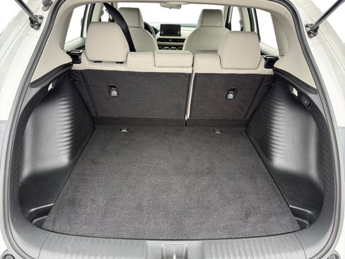 Certified 2025 Honda HR-V LX image 17