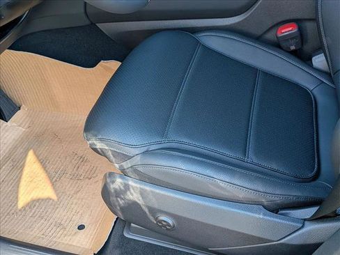 New 2026 Mercedes-Benz GLC 300 4MATIC image 4