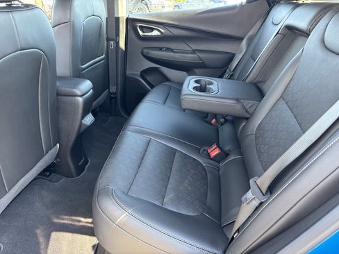 Used 2022 Chevrolet Bolt LT w/ Infotainment Package image 20