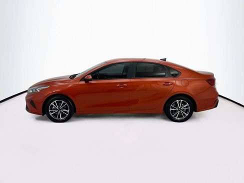 Used 2023 Kia Forte LXS w/ LXS Technology Package FWD image 8