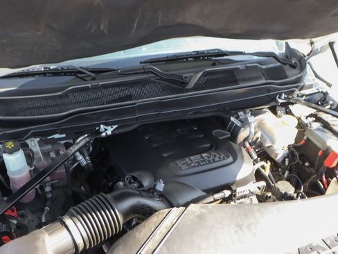 Used 2021 RAM 2500 Tradesman RWD image 12