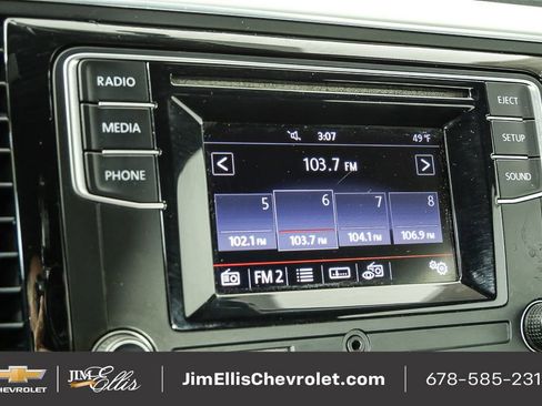 Used 2018 Volkswagen Beetle 2.0T S image 14