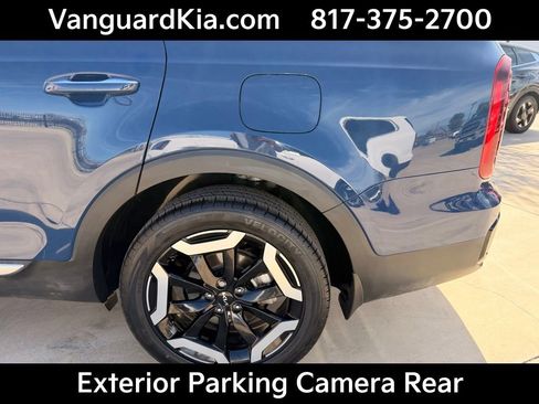 Certified 2024 Kia Telluride S w/ S Sunroof Package AWD/4WD image 9