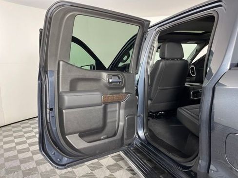 Used 2021 GMC Sierra 1500 Denali w/ Denali Ultimate Package AWD/4WD image 39