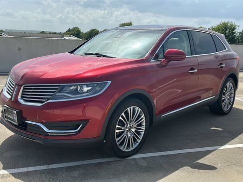 Used 2017 Lincoln MKX Reserve w/ Lincoln MKX Climate Package FWD image 11