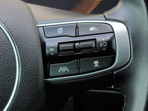 Used 2025 Kia K5 GT-Line w/ GT-Line Premium Package image 12