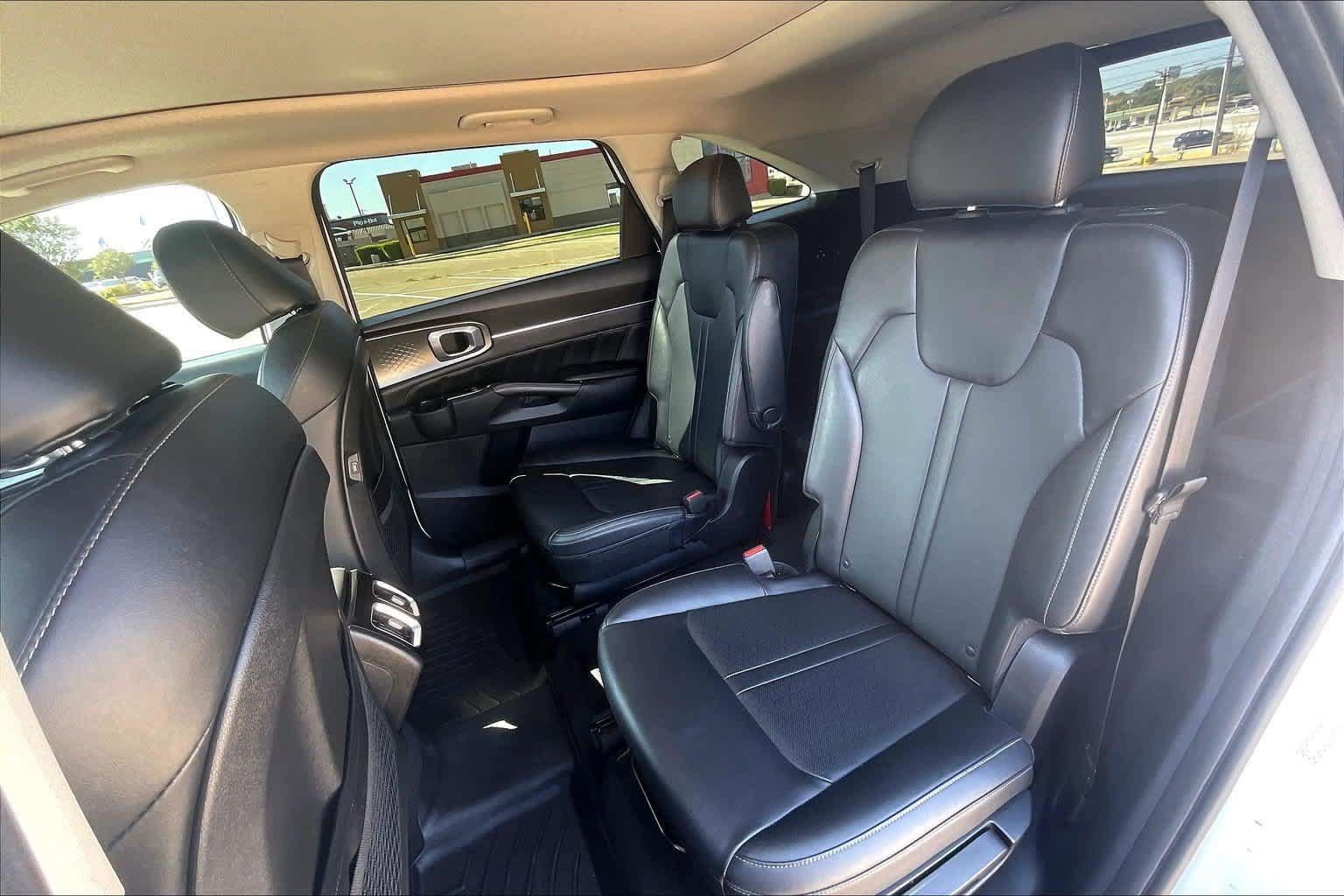 Used 2022 Kia Sorento SX FWD image 27