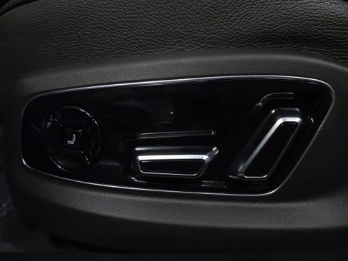 Used 2020 Audi A8 L 4.0T image 33