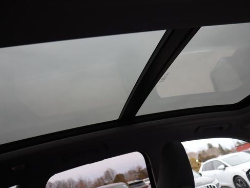 Used 2025 Audi Q5 Premium Plus w/ Premium Plus image 22