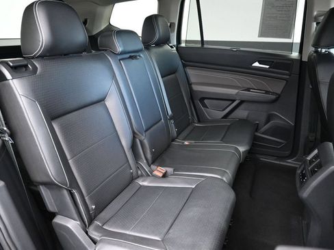 Used 2023 Volkswagen Atlas SE w/ Panoramic Sunroof Package FWD image 26