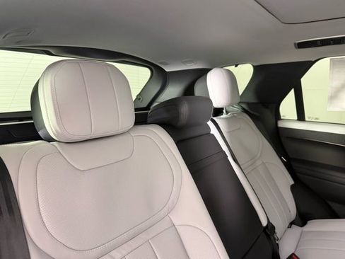 New 2026 Land Rover Range Rover Sport Dynamic SE AWD/4WD image 29