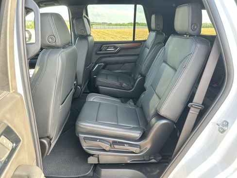 Used 2025 GMC Yukon Denali image 22