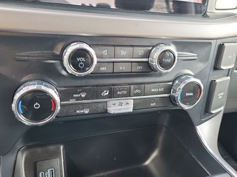 Used 2024 Ford F150 XLT w/ Mobile Office Package image 27