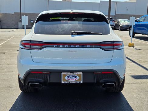 Used 2024 Porsche Macan AWD/4WD image 5