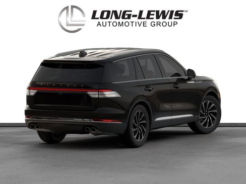 New 2026 Lincoln Aviator 2WD image 3