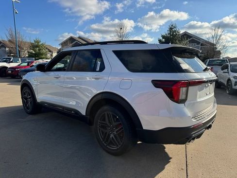 New 2026 Ford Explorer ST w/ Sun And Sound Package AWD/4WD image 5