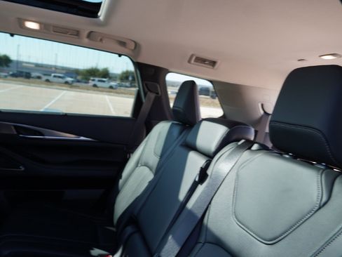 Certified 2025 INFINITI QX60 Luxe image 31