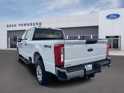 Certified 2024 Ford F250 XLT image 2